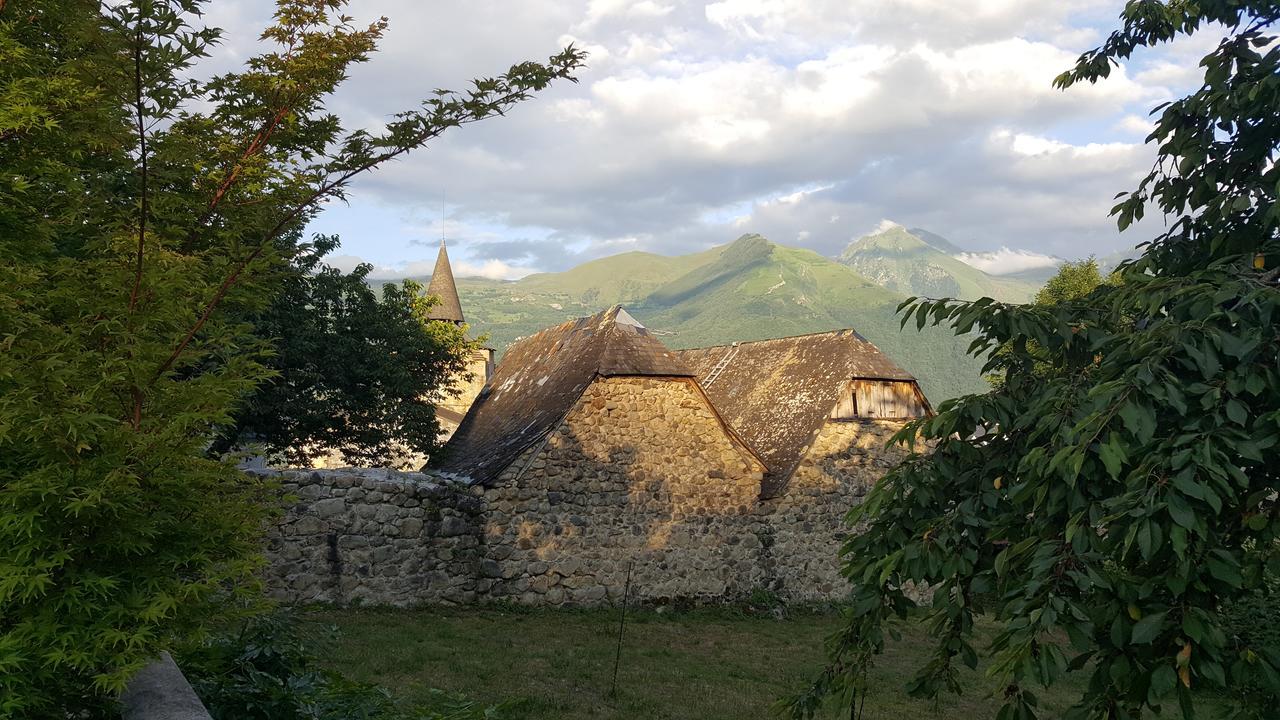 Les Rochers Saint-Savin  Dış mekan fotoğraf